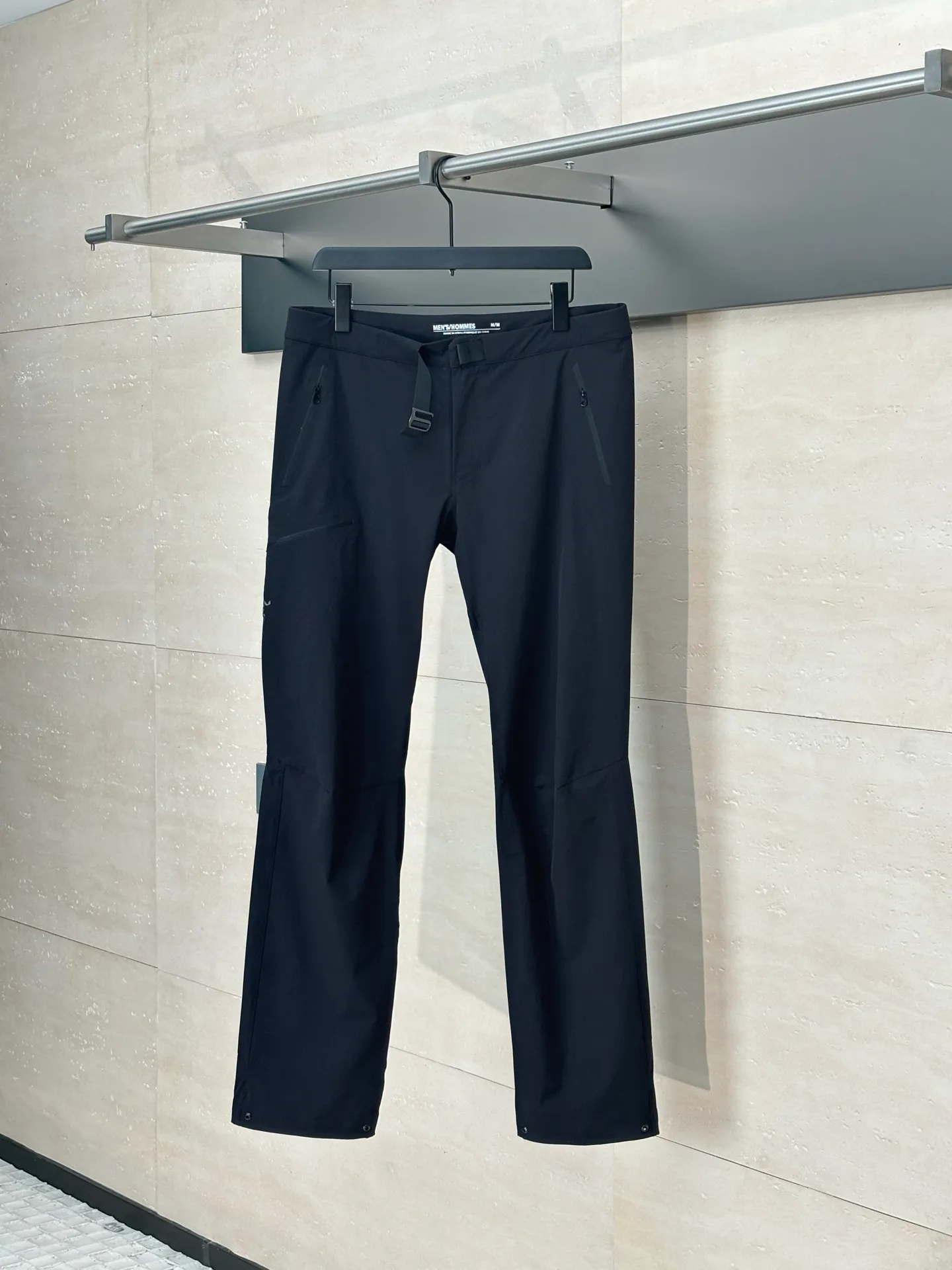 ARC‘TERY Breathable ， ， ， YKK ， ， 。 ～ ， ， Logo ， ， Terra Tex 、 ， 、Breathable ， ， ， ，
